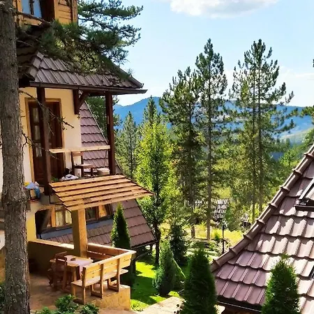 Svetla U Planini شقة