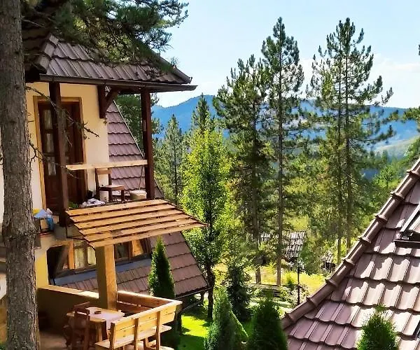 Svetla U Planini アパート